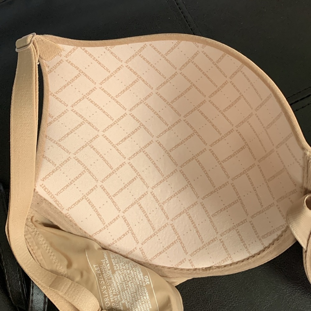 VS Padded Perfect Coverage bra - Picture 5 of 8
